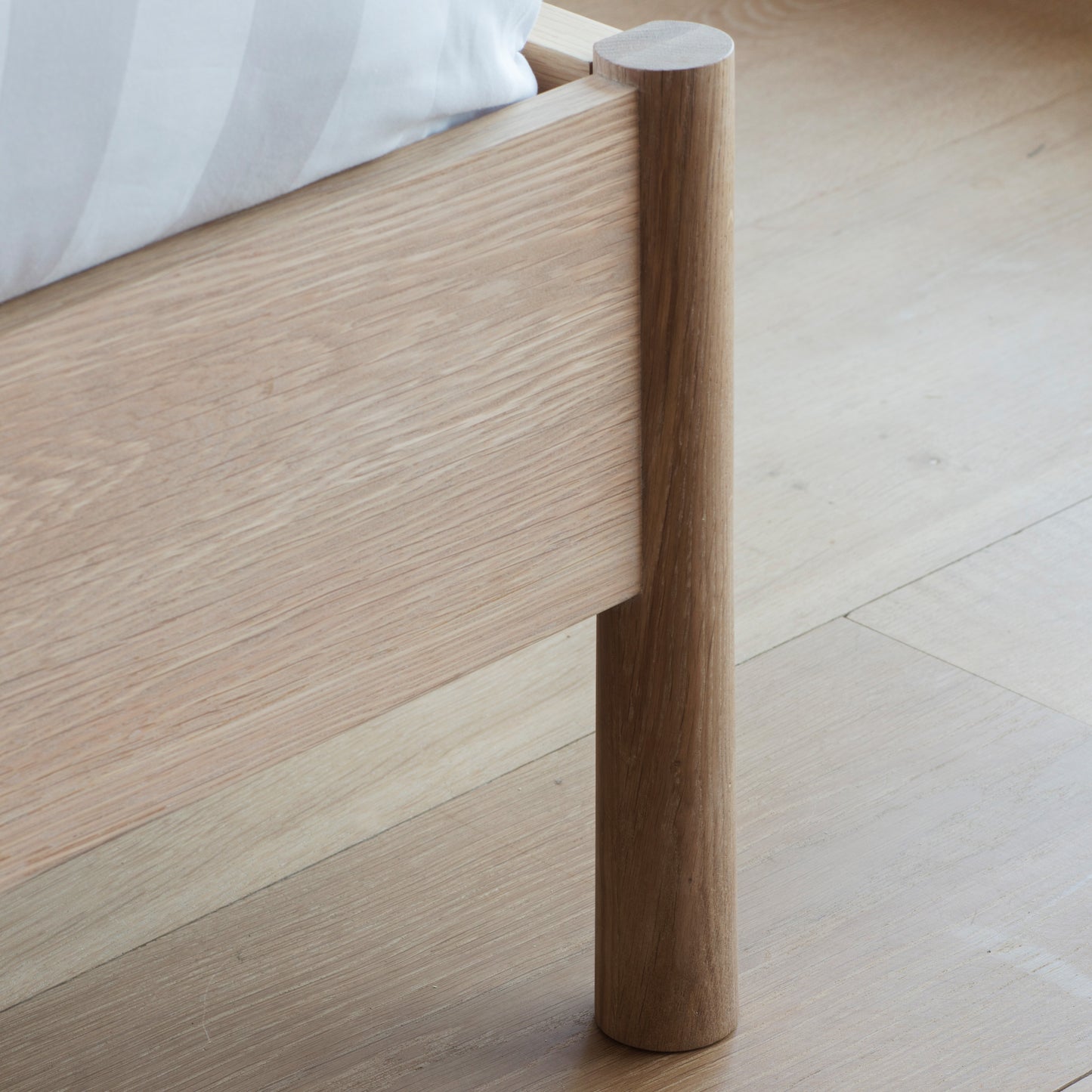 Wycombe Super King Spindle Bed